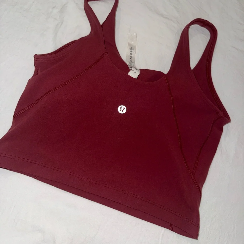 lululemon athletica Burgundy Crop Top - Picture 1 of 3